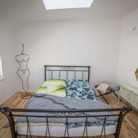 Walking Streets Penthouse! * שצ'צ'ין