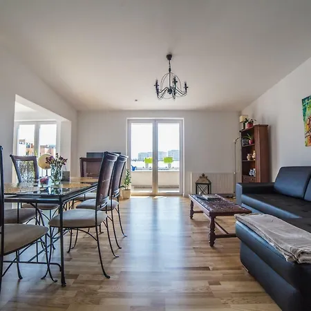 公寓 Walking Streets Penthouse! 什切青