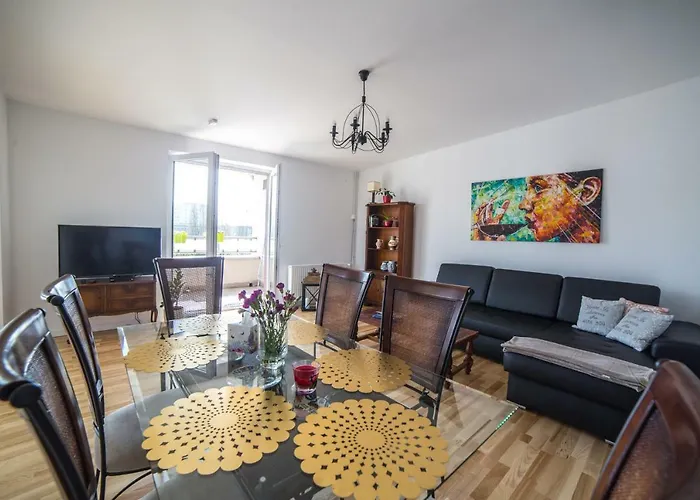 Walking Streets Penthouse! *